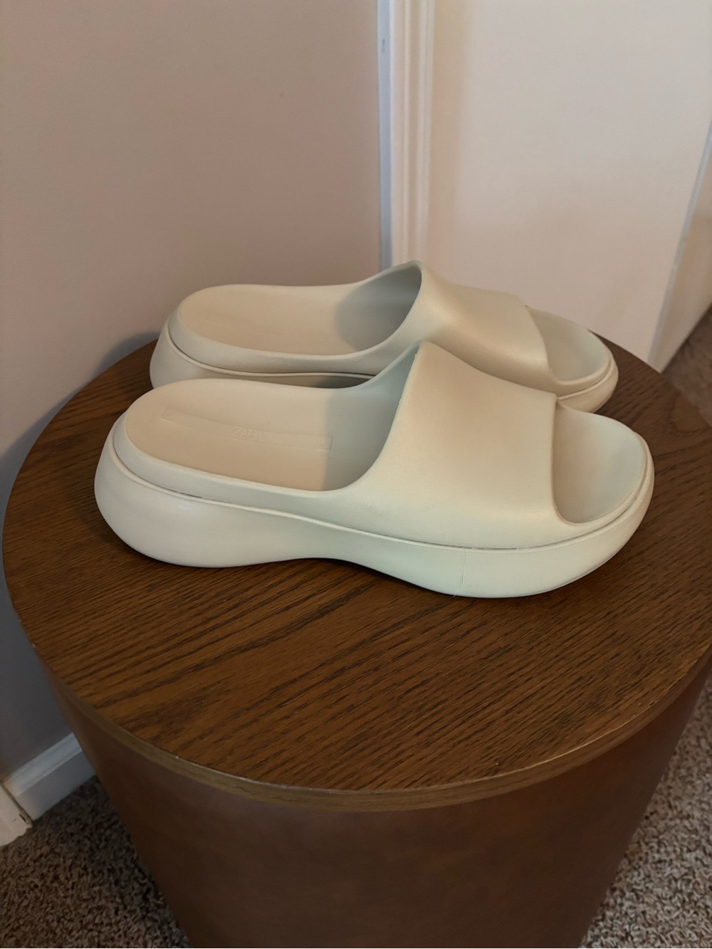 ZARA Women's Cream Slide Platform Sandals